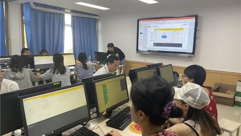 成都叉车证复审流程详解：关键步骤与注意事项